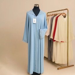 Djellaba bleu ciel avec broderie 