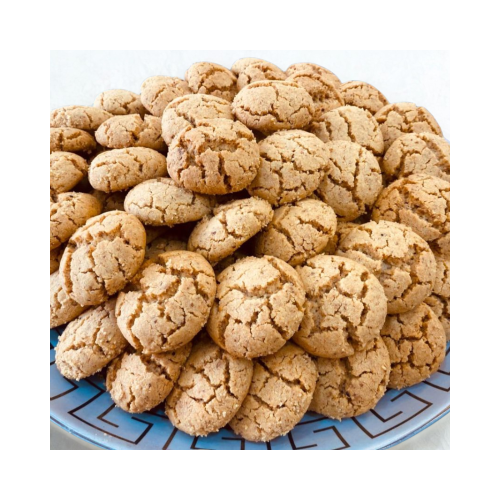 Plateau de gâteaux marocains traditionnels – Ghriba aux amandes