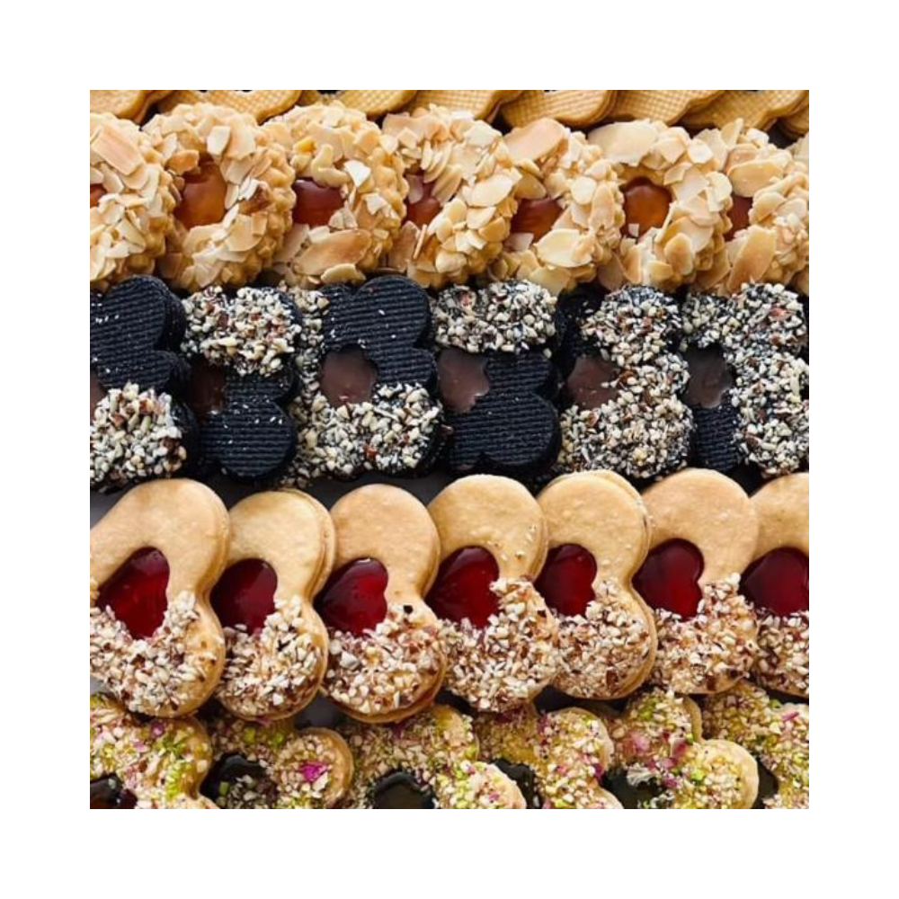 Assortiment de Biscuits Fins Fourrés et Décorés