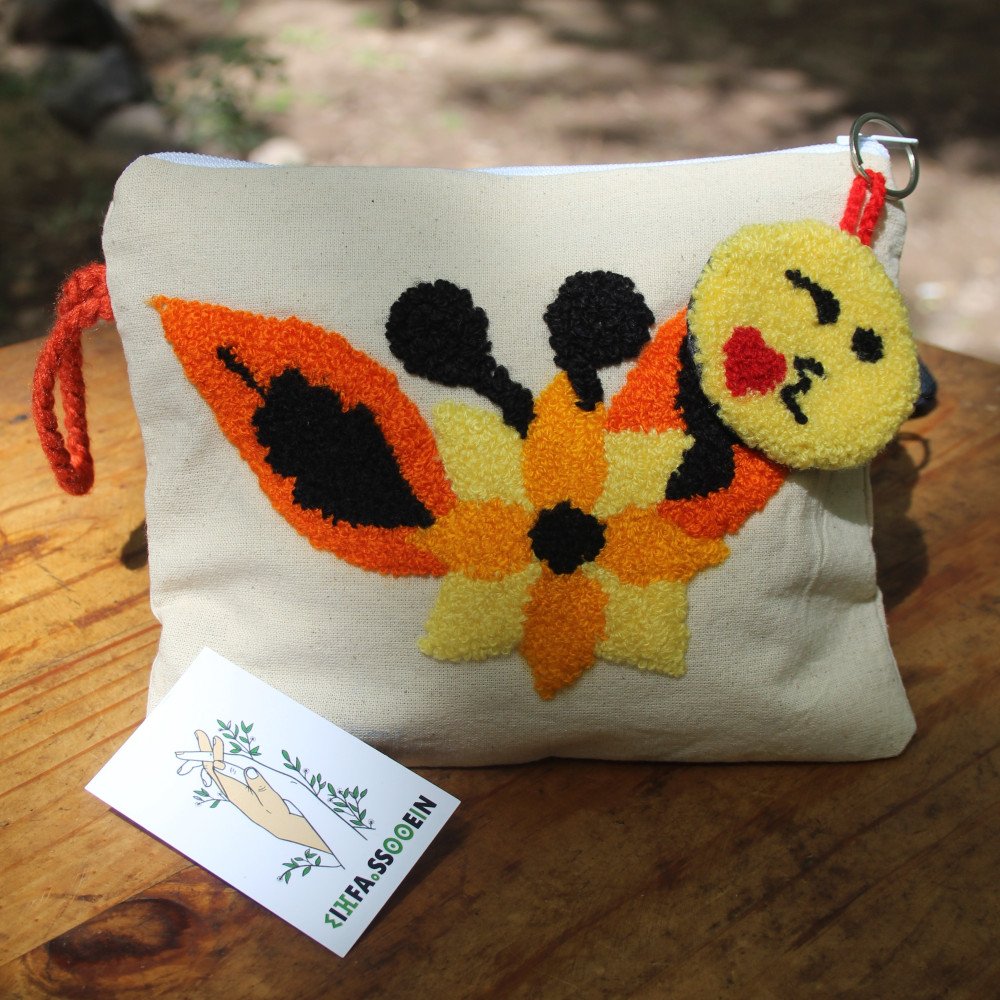 Petits Sacs Brodés en Broderie Orientale