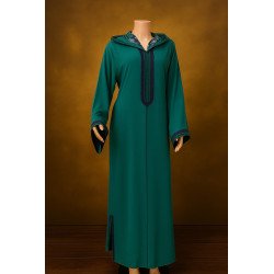 Jellaba traditionnelle en crêpe de soie – Élégance et raffinement