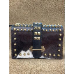 Sac en cuir noir clouté