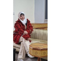 Veste artisanale rouge – Éclat et caractère